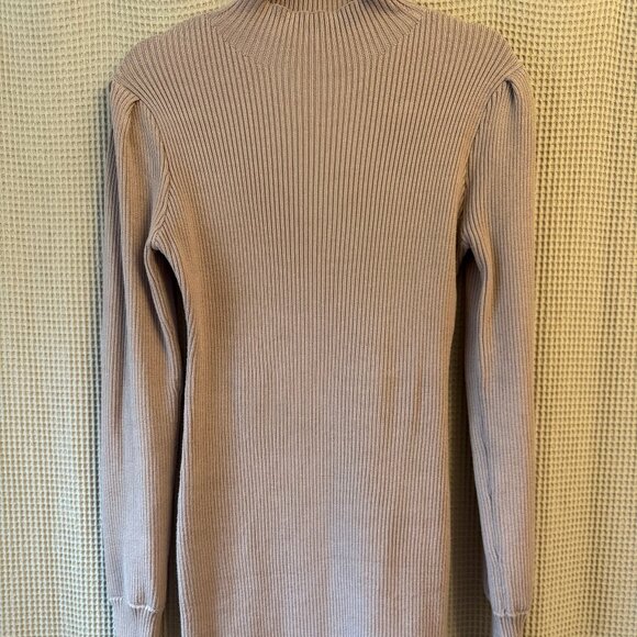 Long Sleeve Turtle Neck Rib Knit Stretch Slim Fitted Bodycon Sweater- WORN ONCE! - Picture 2 of 5